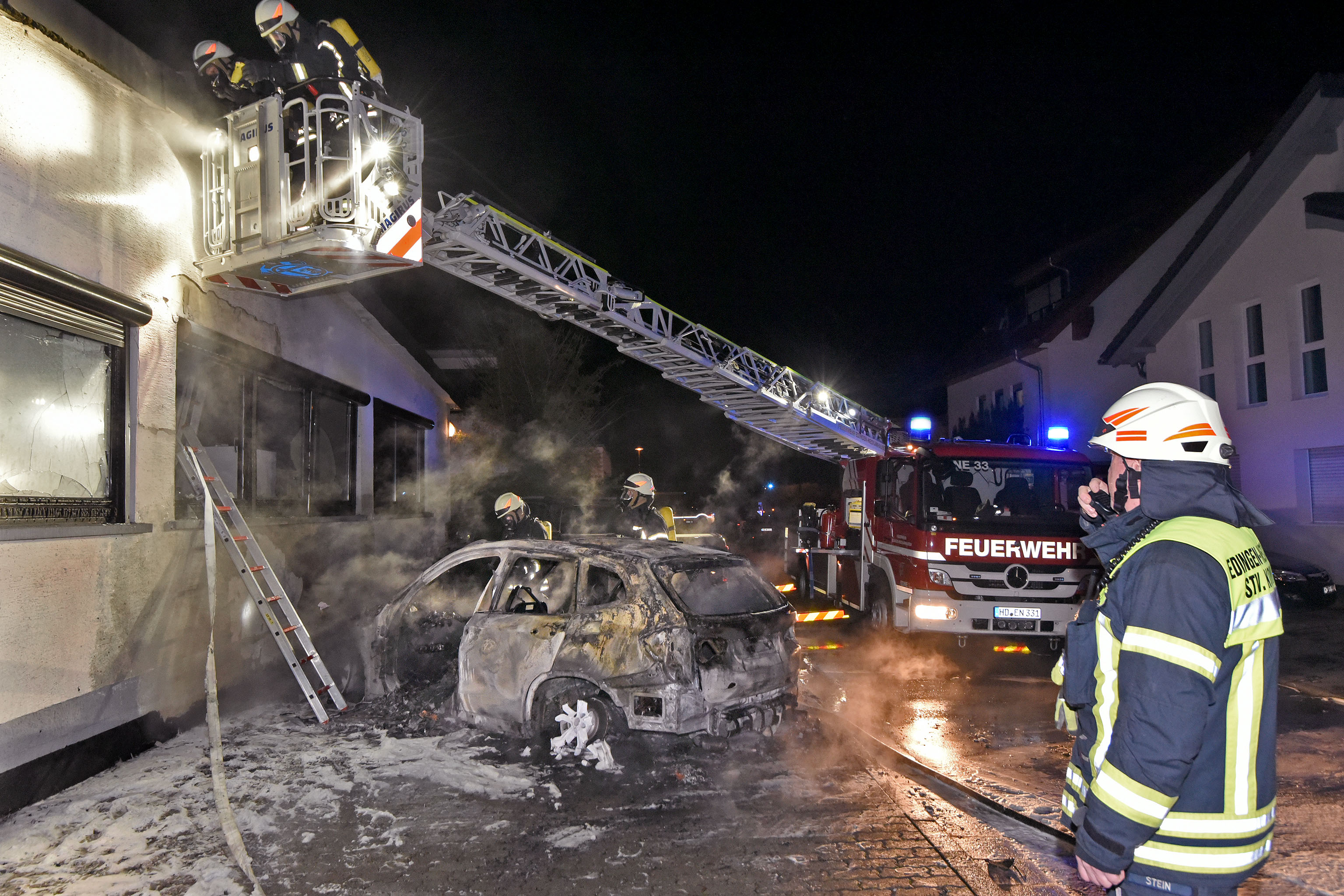 PKW-Braende9a