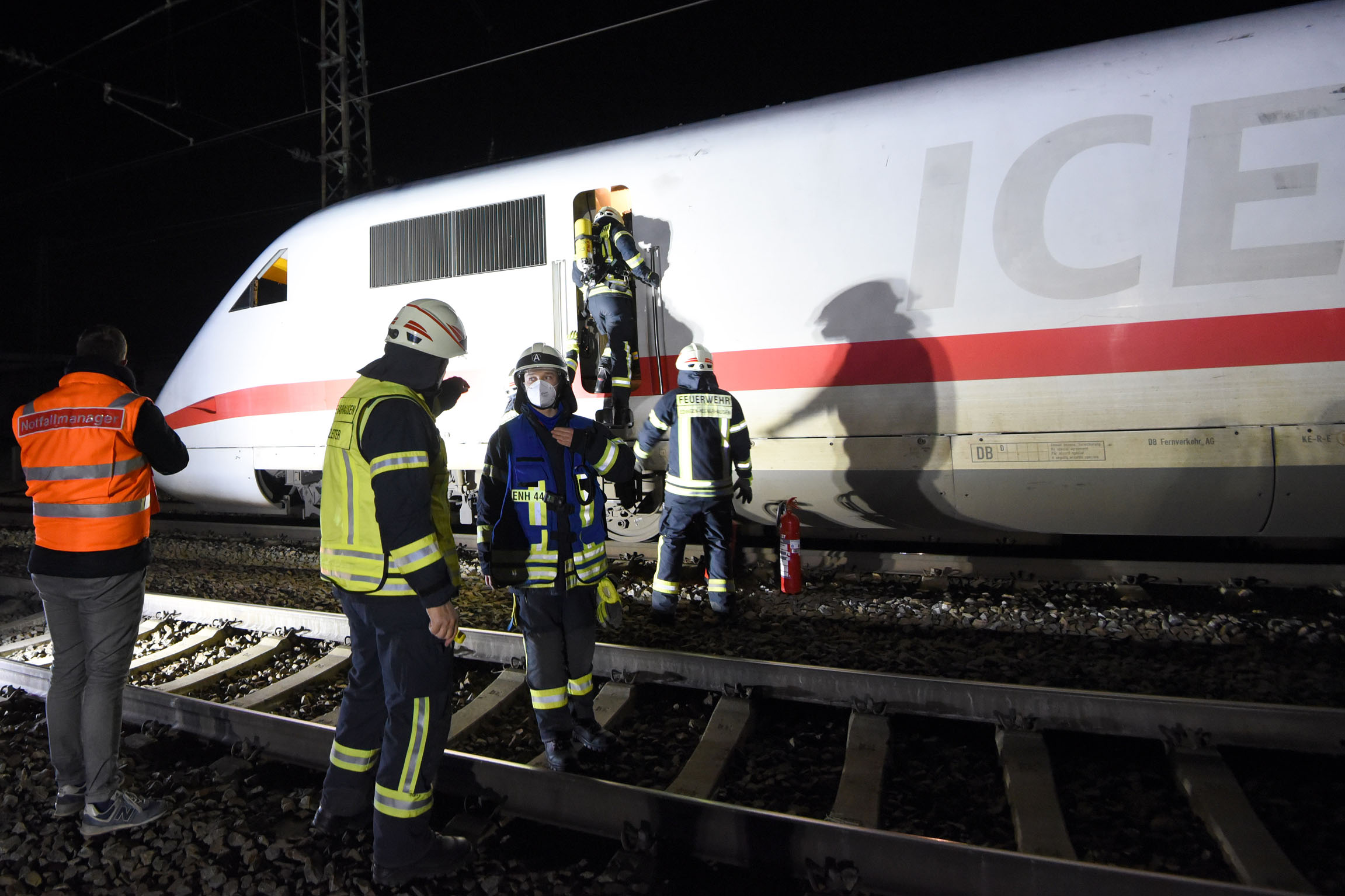 ICE-Feuerwehr02