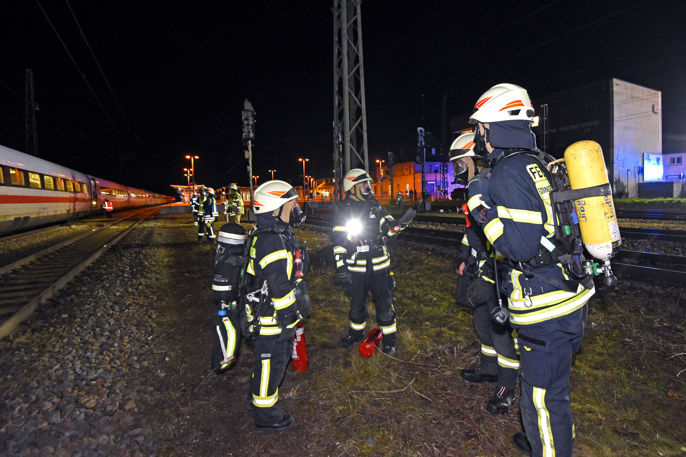 ICE-Feuerwehr06