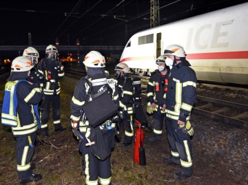 ICE-Feuerwehr07